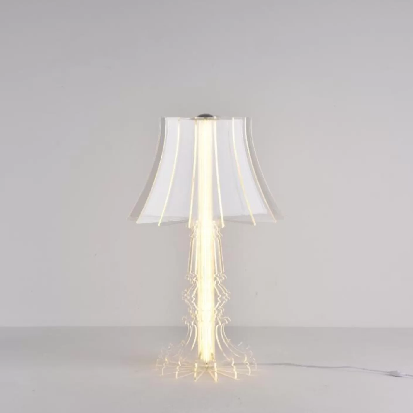 Modern table lamp 3 color lights